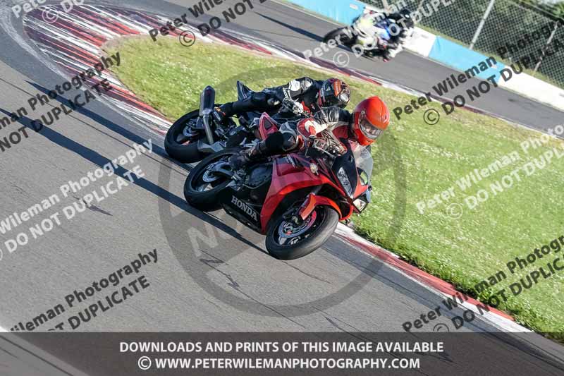 donington no limits trackday;donington park photographs;donington trackday photographs;no limits trackdays;peter wileman photography;trackday digital images;trackday photos